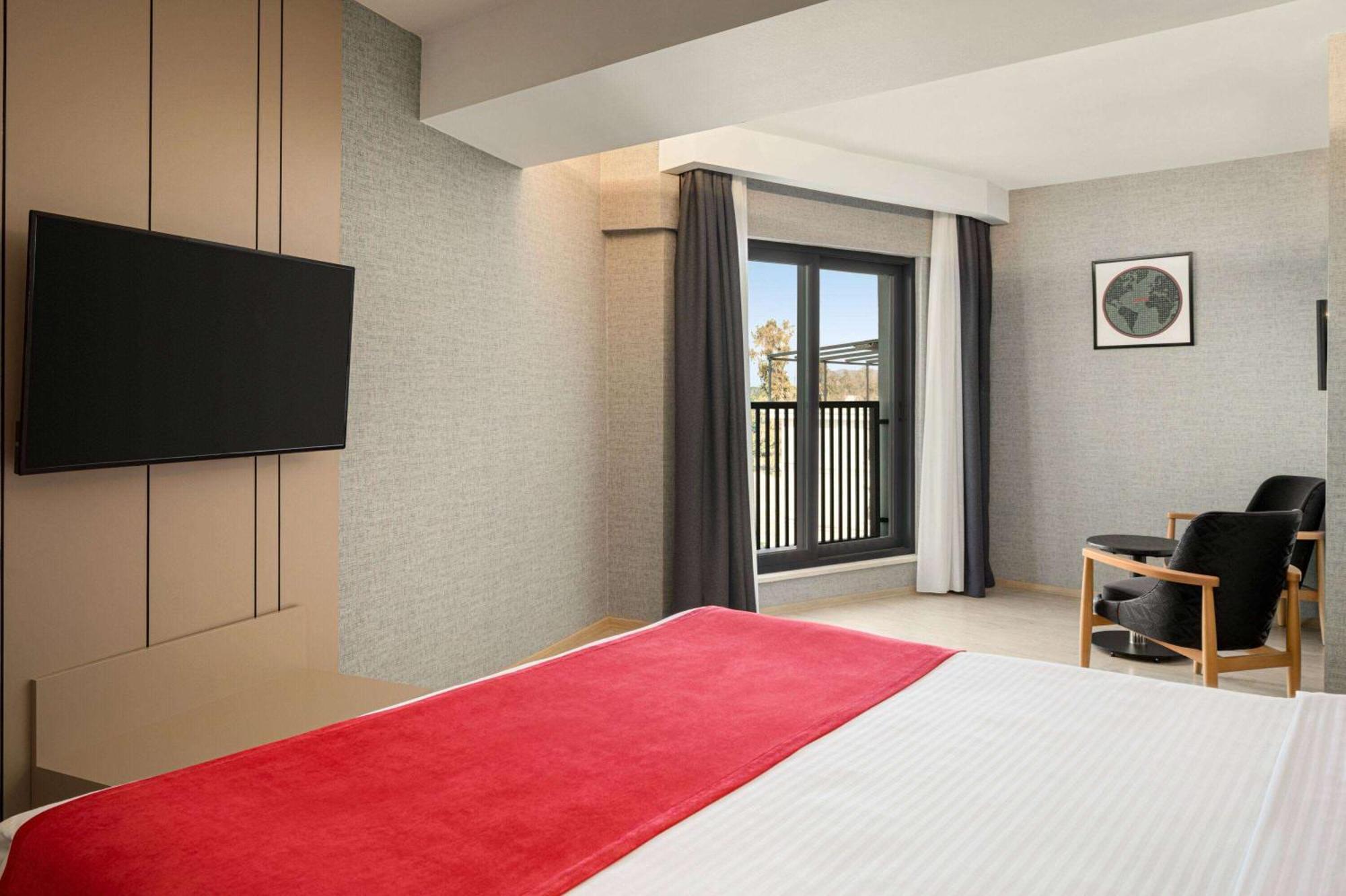 Ramada By Wyndham Dalaman Zewnętrze zdjęcie