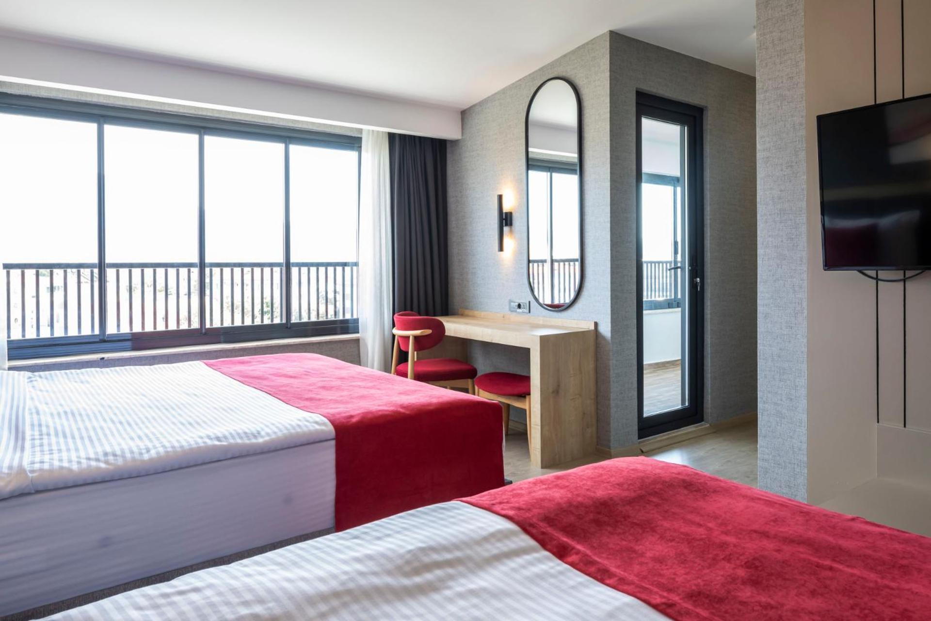 Ramada By Wyndham Dalaman Zewnętrze zdjęcie