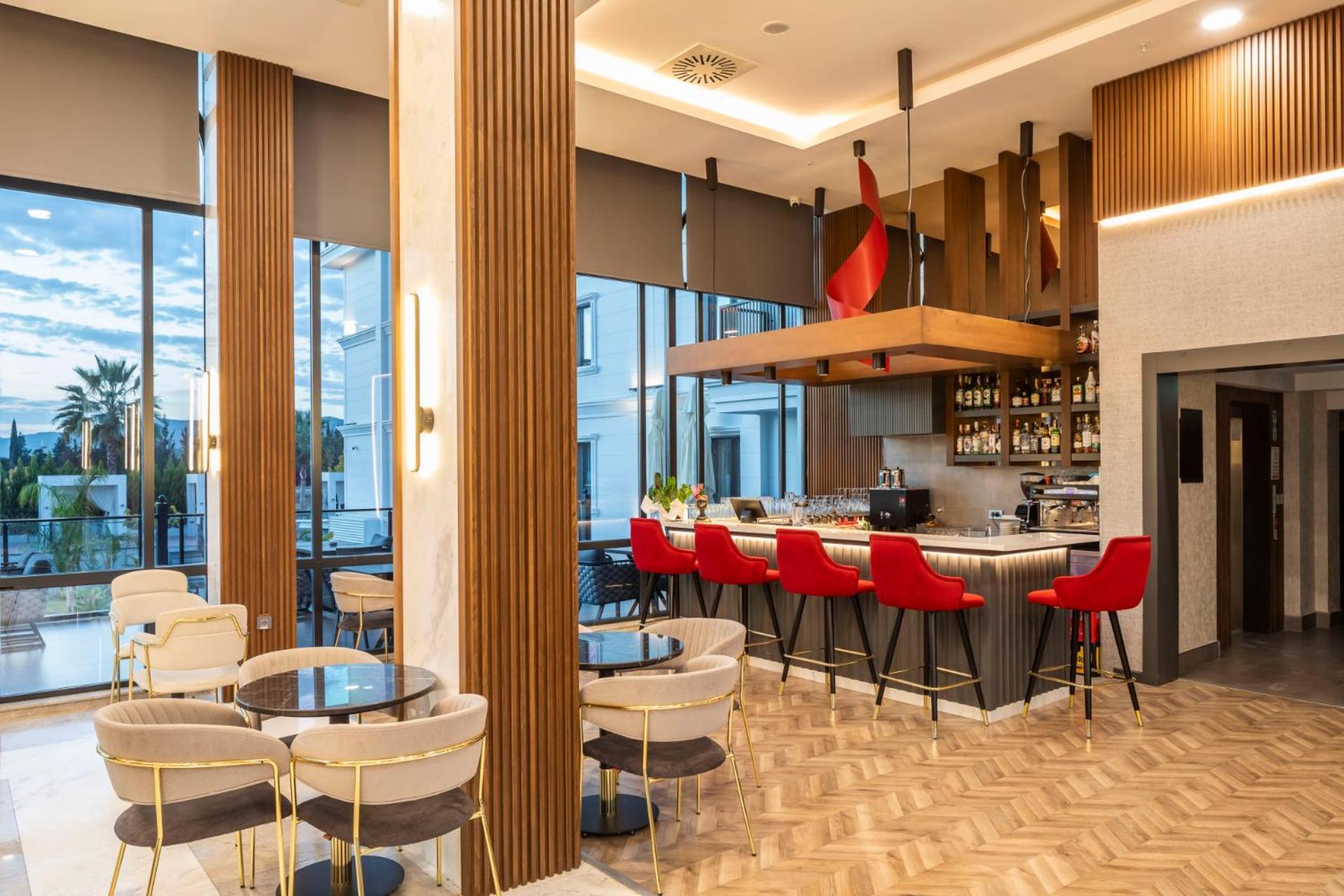 Ramada By Wyndham Dalaman Zewnętrze zdjęcie