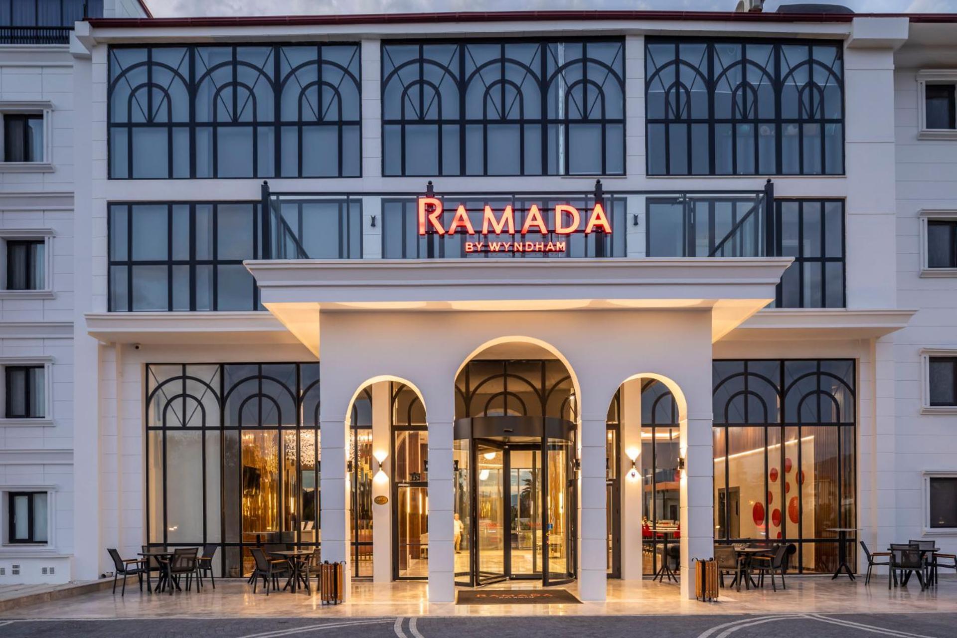 Ramada By Wyndham Dalaman Zewnętrze zdjęcie